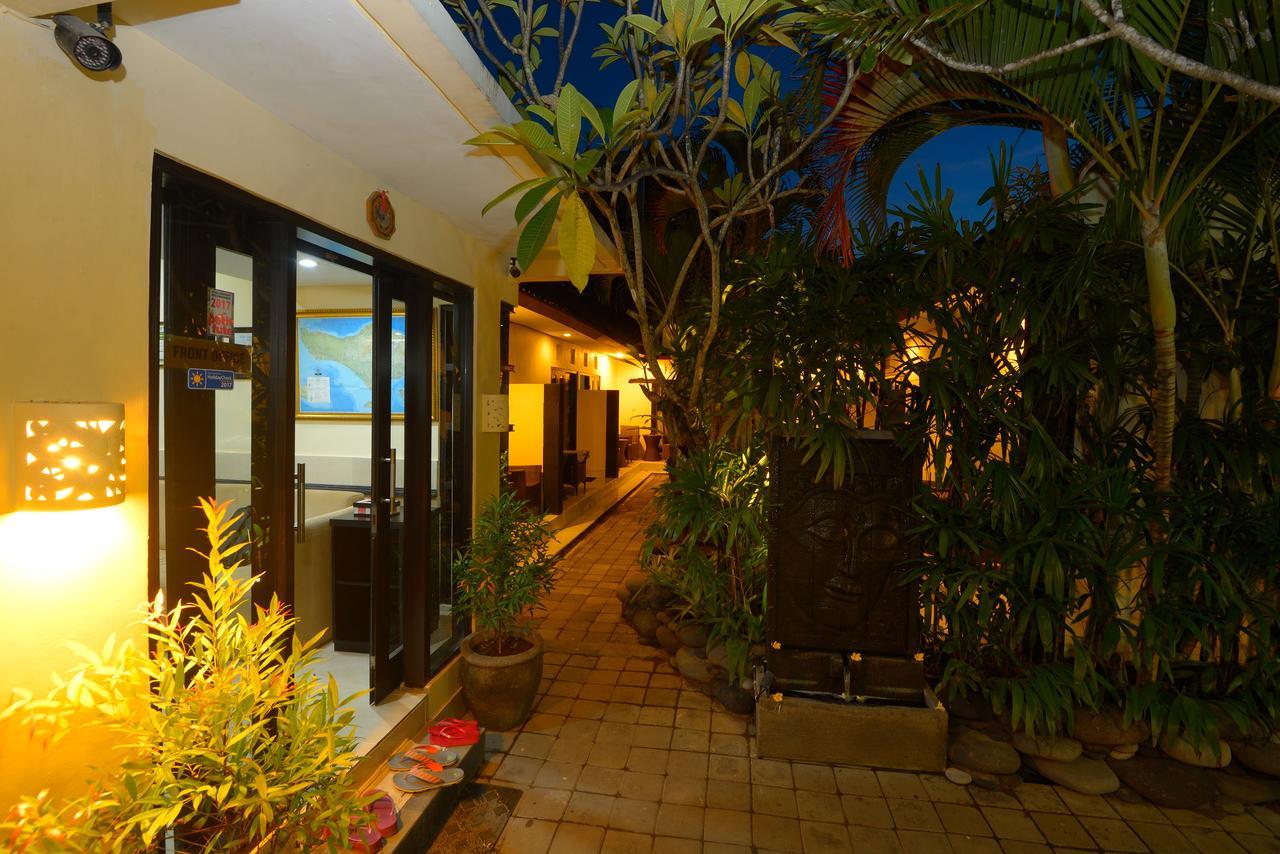 โรงแรมอันดารี เลเกียน Bali ภายนอก รูปภาพ