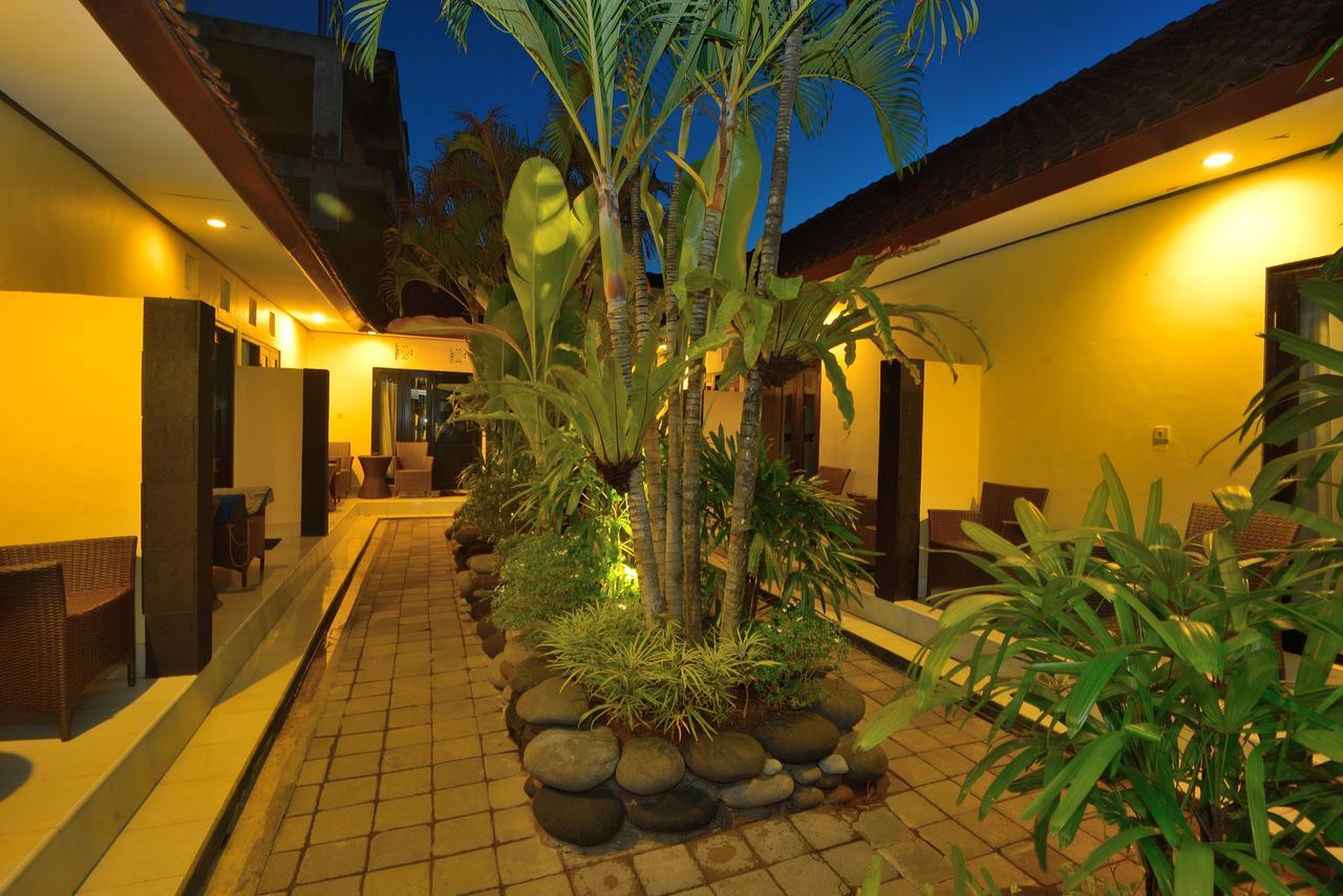 โรงแรมอันดารี เลเกียน Bali ภายนอก รูปภาพ